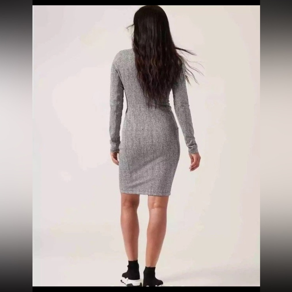 Athleta Gray Sheath Dress with Cuffed Long Sleeves and Mock Neck XS - Picture 2 of 10